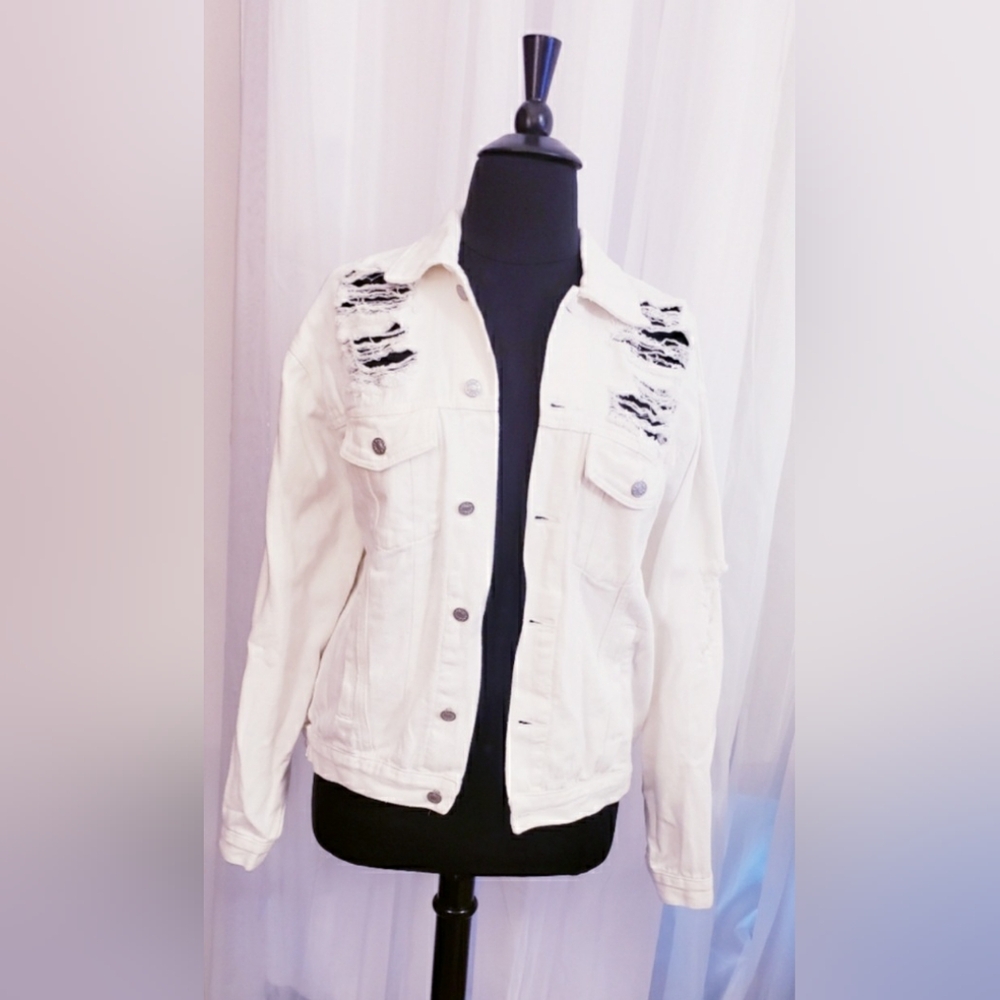 LAURIEBELLS BOUTIQUE HEWITT DISTRESSED DENIM JACKET - Picture 3 of 8